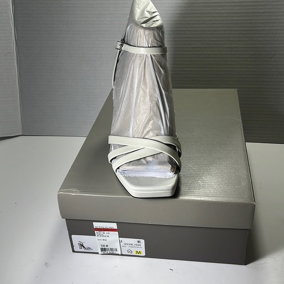 Damilis Platform Sandal (Women) - Picture 2 of 4